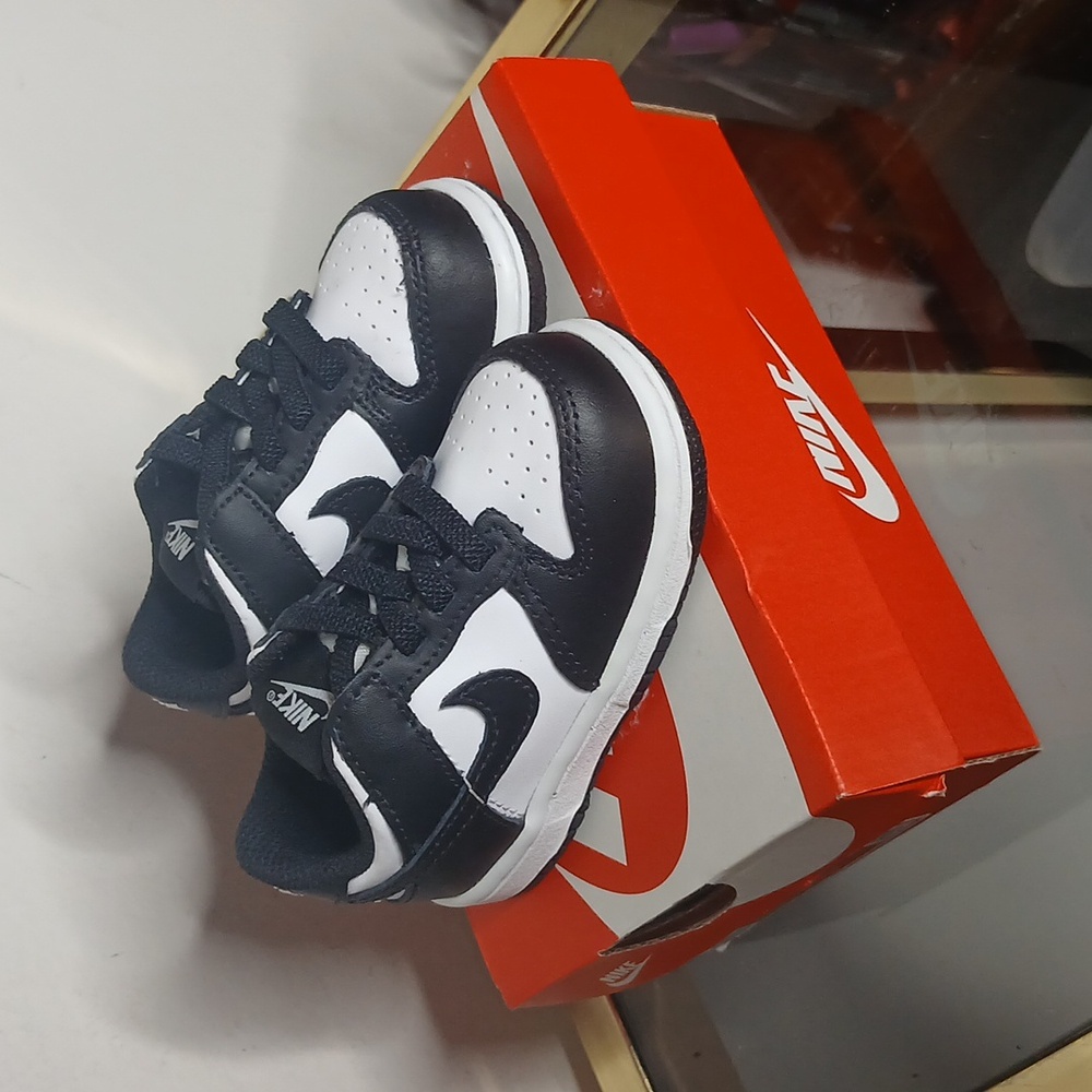 Nike Dunk Low Black And White (Panda) Size 5c - Picture 16 of 16